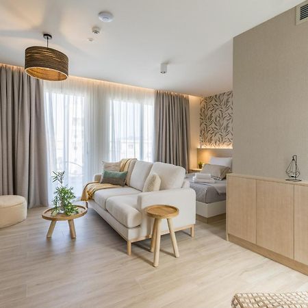 The Mediterranean Suites Piraeus Ngoại thất bức ảnh