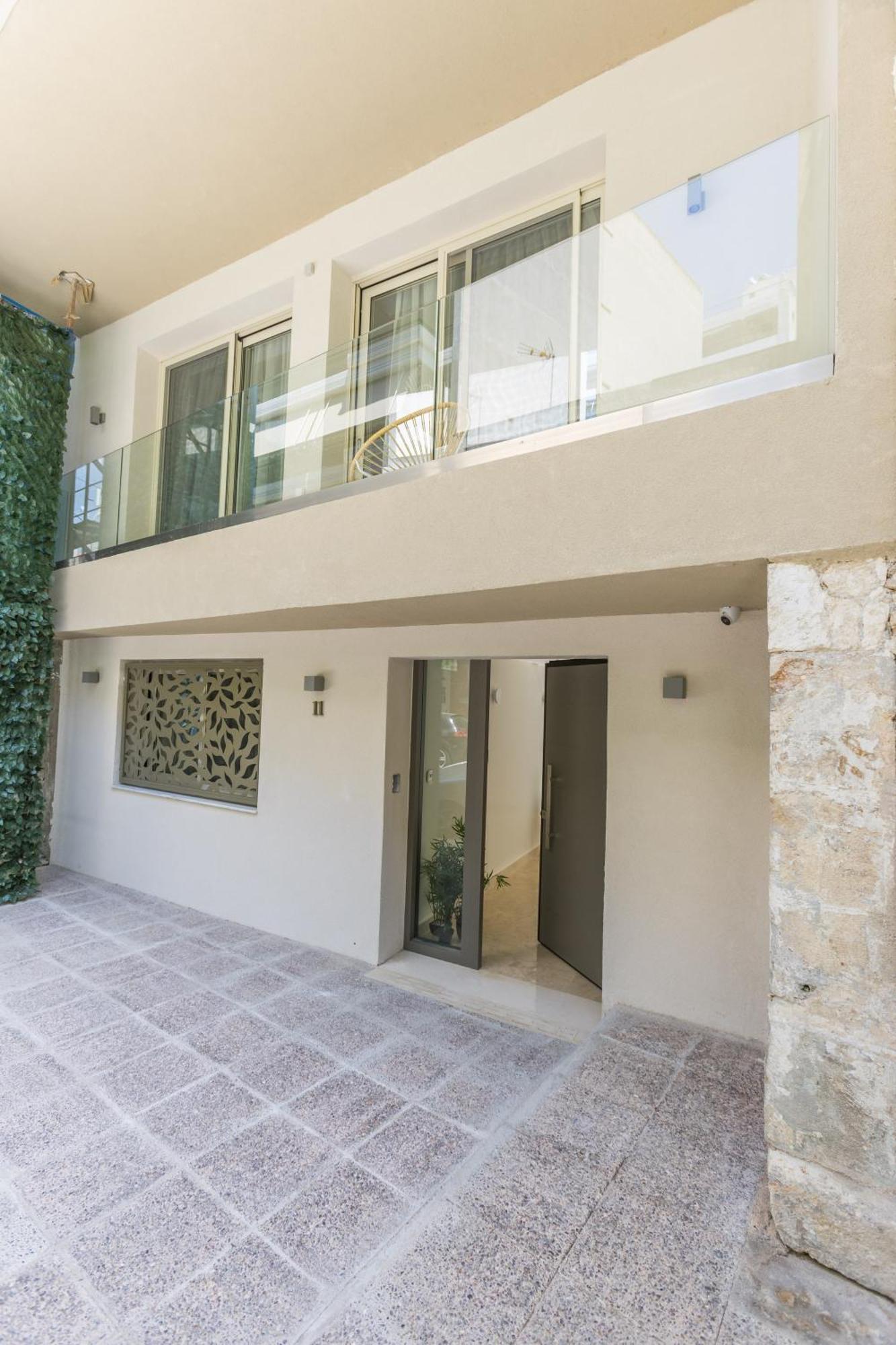 The Mediterranean Suites Piraeus Ngoại thất bức ảnh
