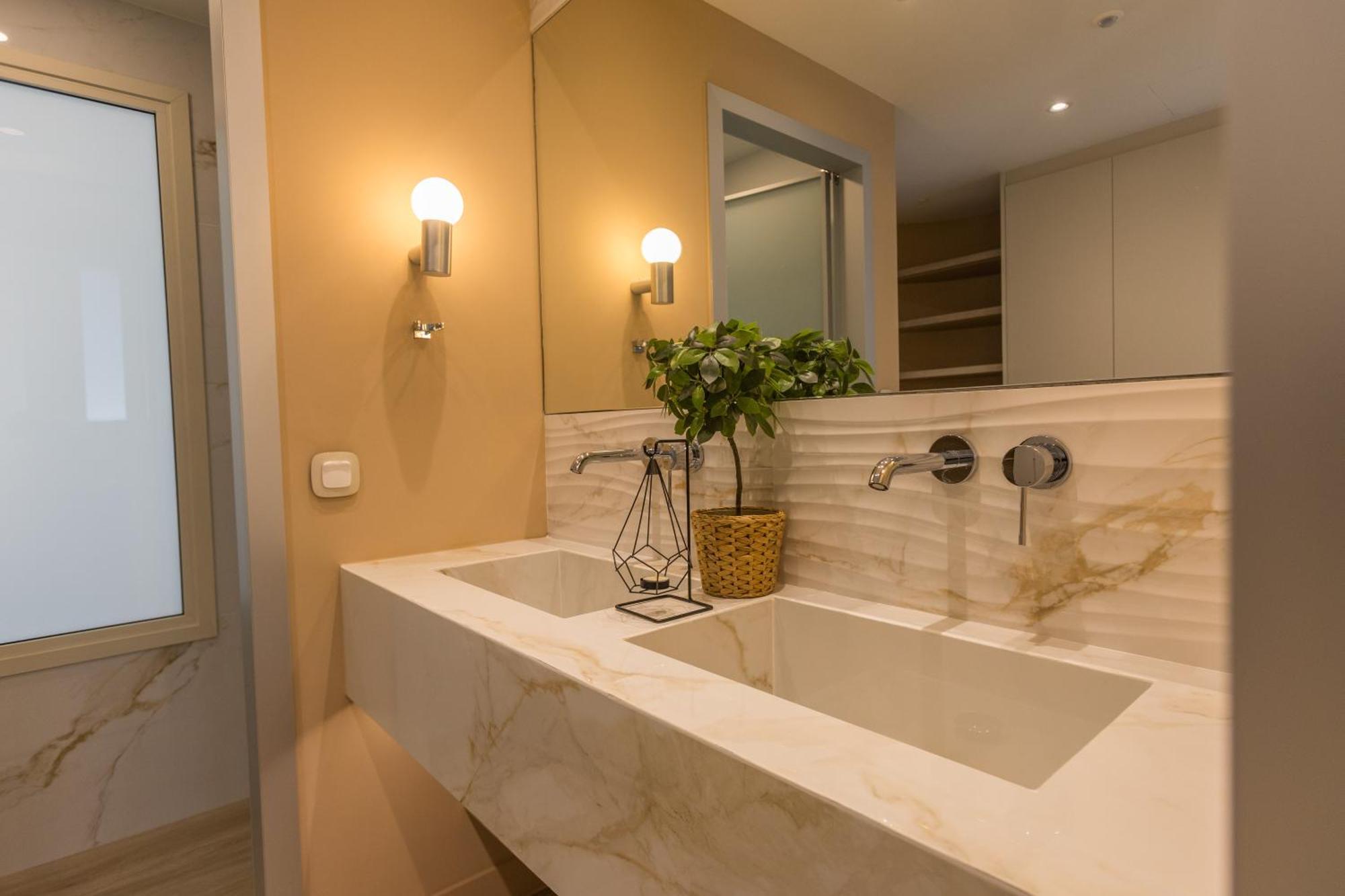 The Mediterranean Suites Piraeus Ngoại thất bức ảnh