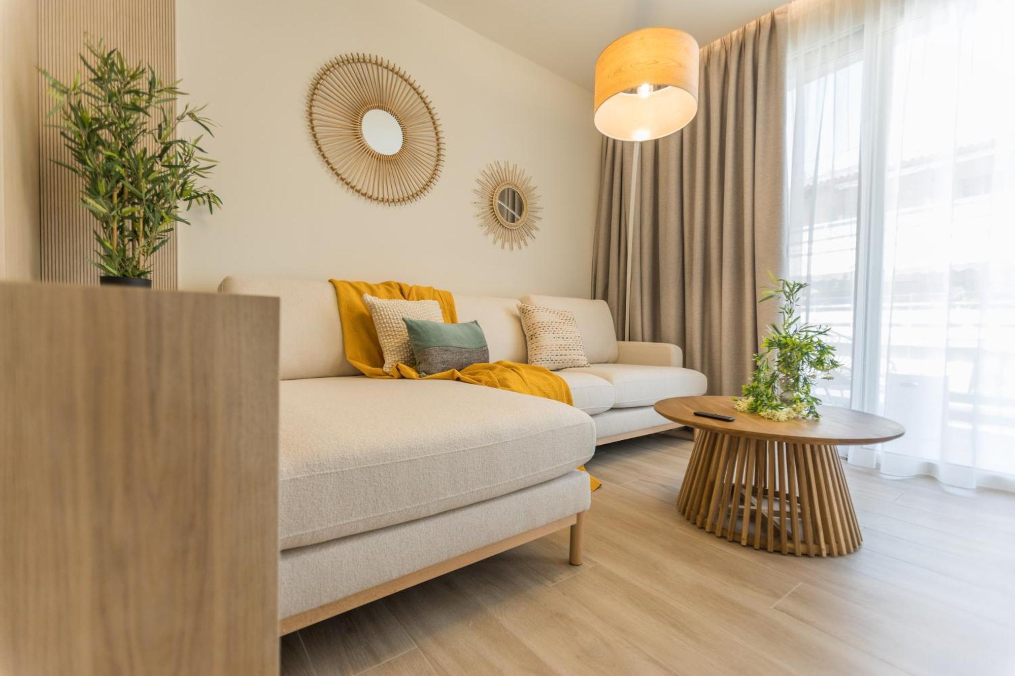 The Mediterranean Suites Piraeus Ngoại thất bức ảnh