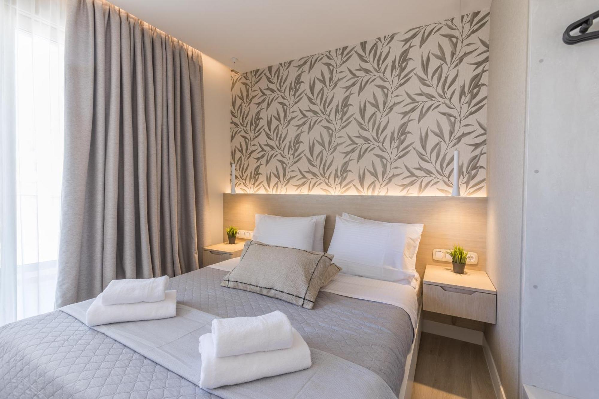 The Mediterranean Suites Piraeus Ngoại thất bức ảnh
