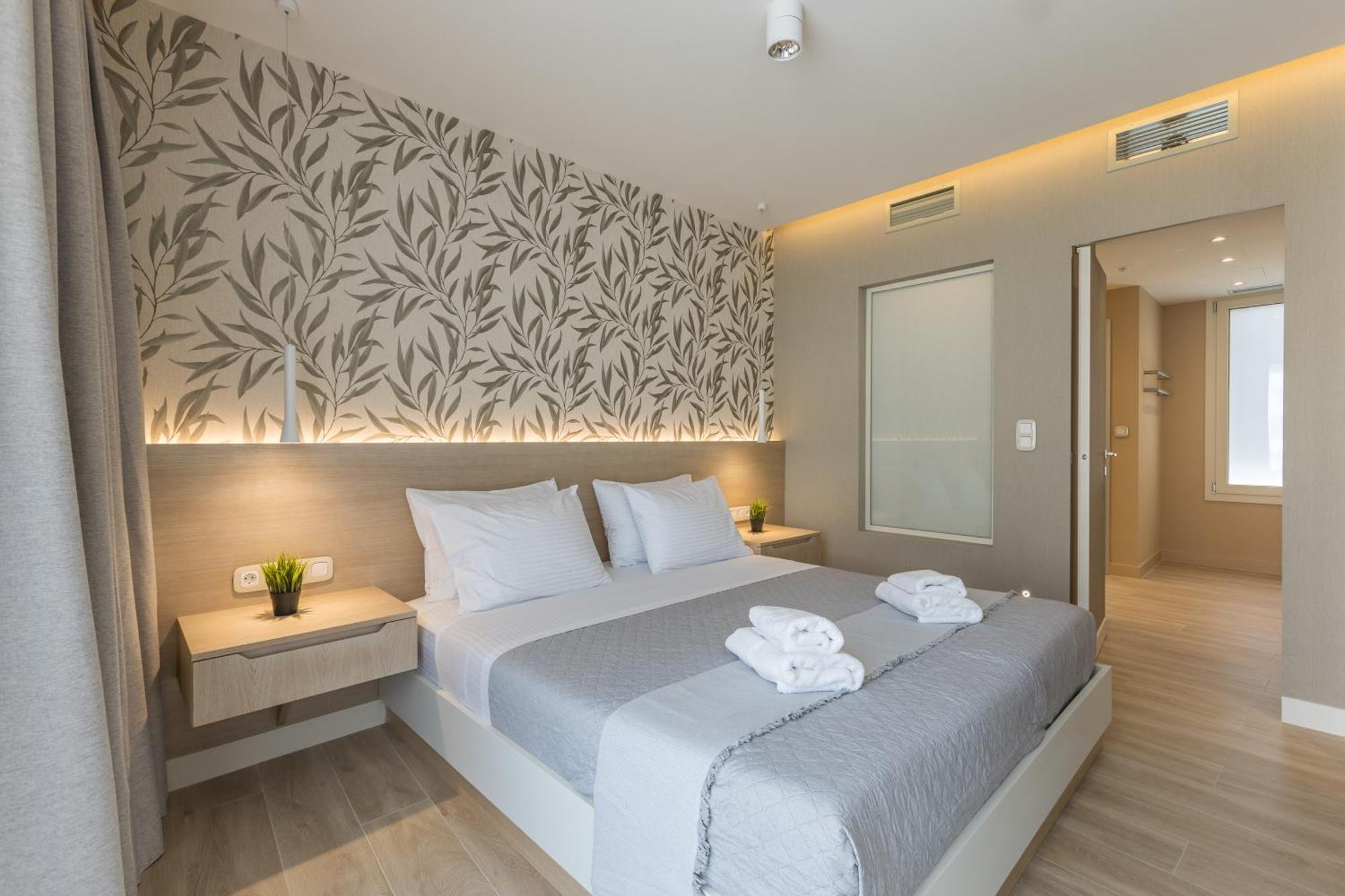 The Mediterranean Suites Piraeus Ngoại thất bức ảnh
