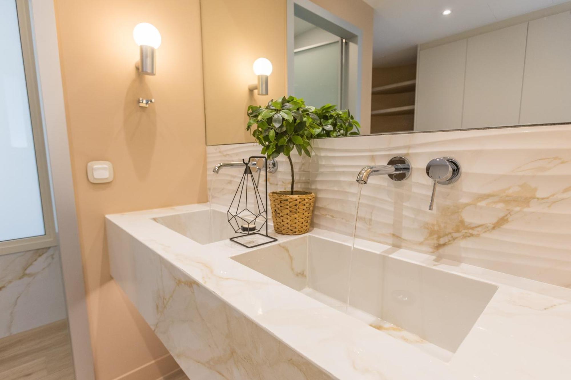The Mediterranean Suites Piraeus Ngoại thất bức ảnh