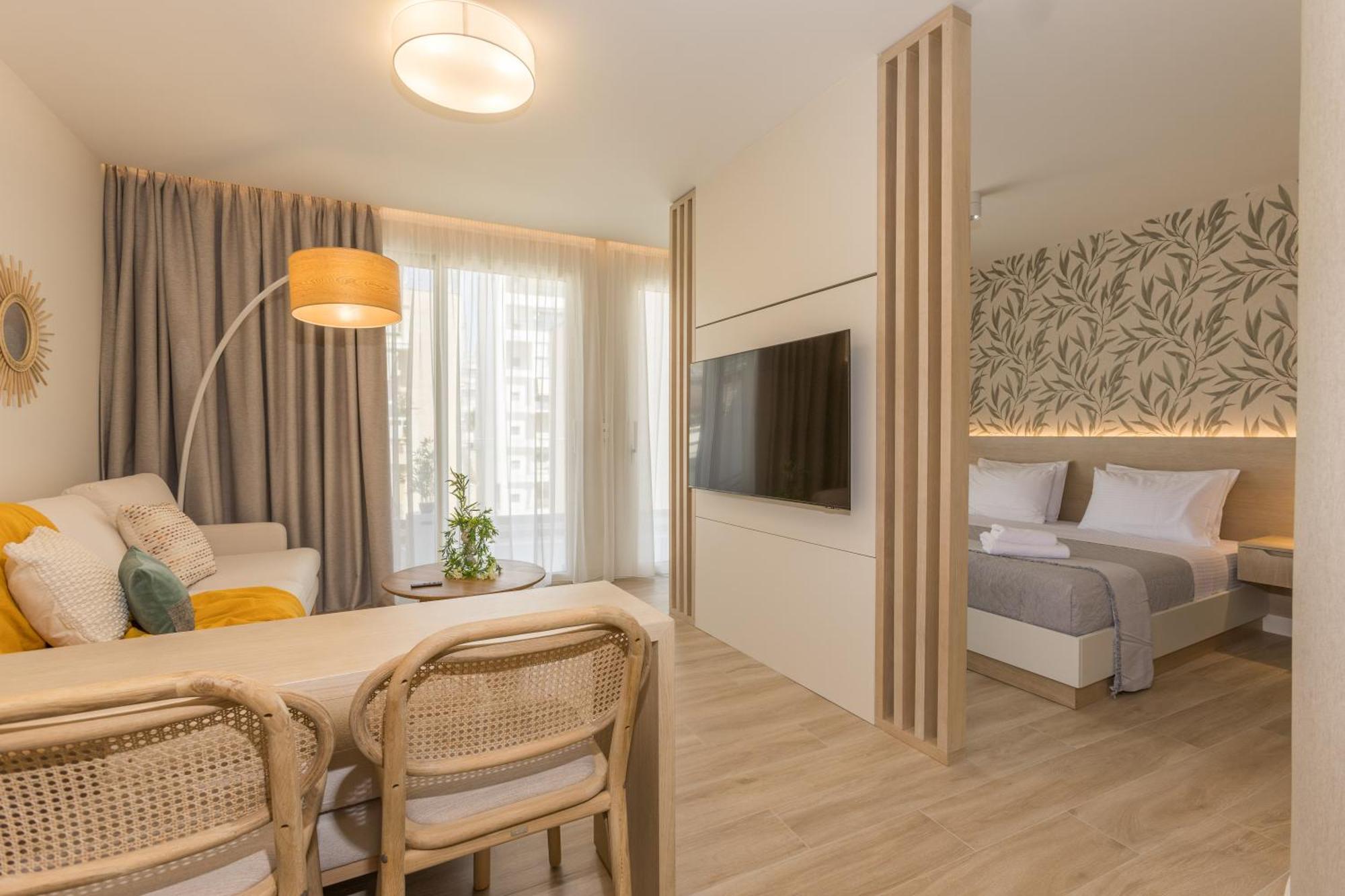 The Mediterranean Suites Piraeus Ngoại thất bức ảnh